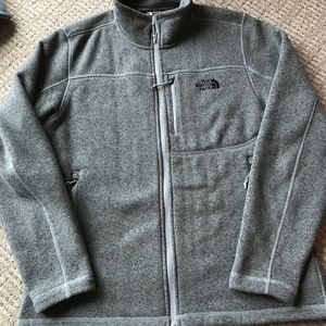 Like new the north face jacket size large